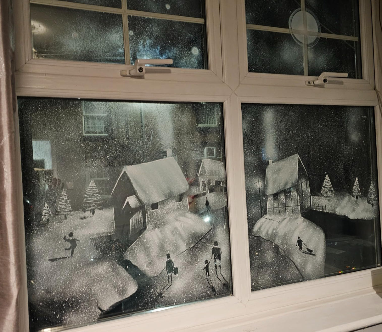 Premier Decorative Snow Spray - 600ml