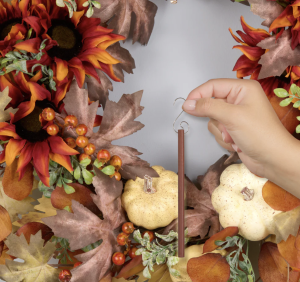 Scentsicles Scented Ornament Sticks – Spiced Pine Cones