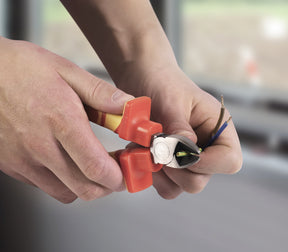 https://www.accesstoretail.com/uploads/partimages/315697%20SPPDC6%20Diagonal%20Cutter%20Pliers_1024.jpg