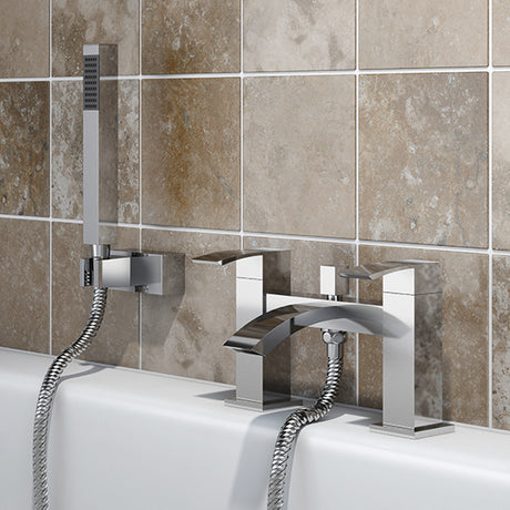 https://www.accesstoretail.com/uploads/partimages/324635%20SPA110%20Aero%20Bath%20Shower%20Mixer%20Tap_LS_1024.jpg