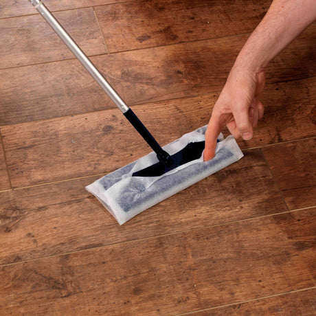 https://www.accesstoretail.com/uploads/partimages/884333%20SHB155%20Electro%20static%20Mop%20attaching%20sequence%2003_1024.jpg