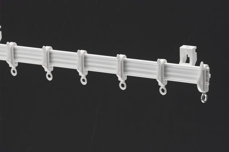 https://www.accesstoretail.com/uploads/partimages/WHITE%20DRAPE_1024.jpg