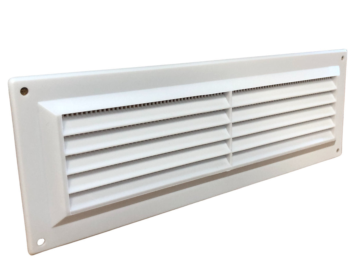 White plastic 9x3 louvre air vent with flyscreen, single brick course size