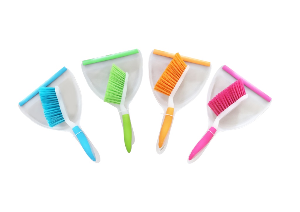 Groundsman Soft Grip Dustpan & Brush - Assorted Colours Available - GM225