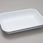 Nimbus White Bake Pan - 31cm - 61031